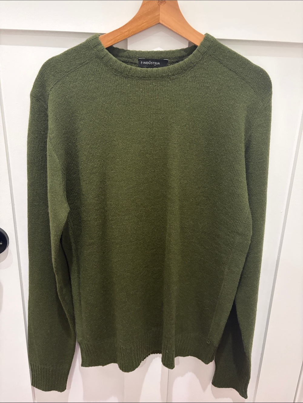 A Industria Men’s wool Sweater